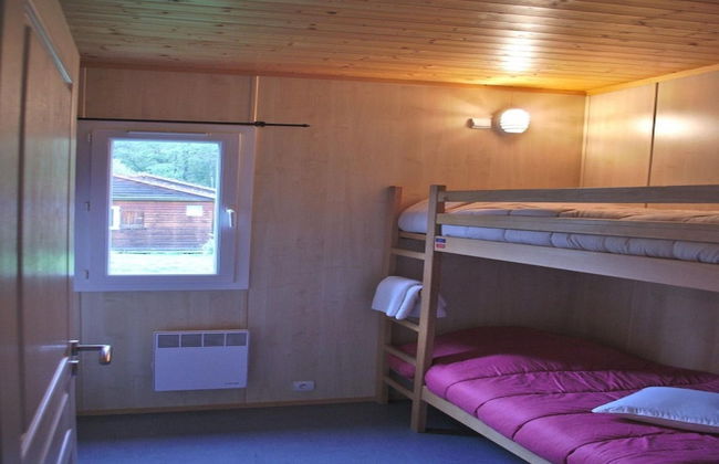 Attractive Chalet With Terrace - Photo 4