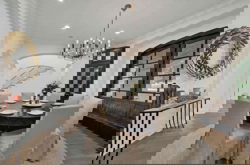 Foto 3 - Luxurious Watershaus Ranch - Pool and Hot Tub, Fireplaces, Stunning Views!