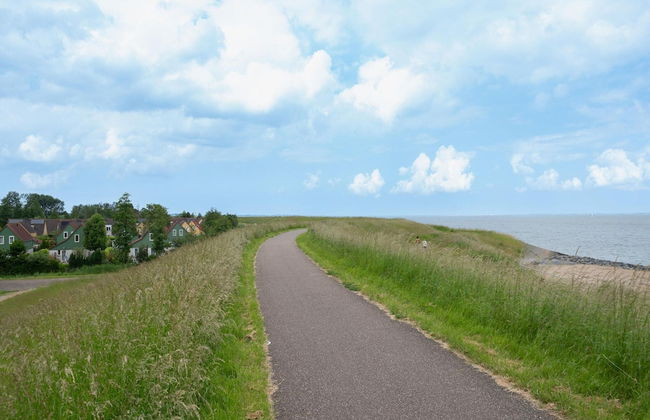 Nice Holiday Home Near Beach - Foto 30