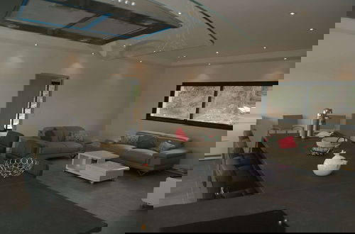 Foto 53 - State of the Art Fixtures Villa in Vidauban With Pool