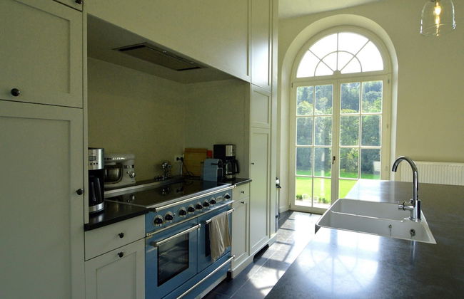 Luxurious Castle in Marchin With Infrared Sauna - Foto 40