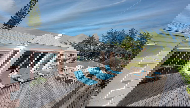 Foto 1 - Cotton Bay Oasis: Grand Estate On Private Acres