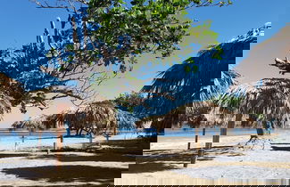 Foto 1 - Costambar Beachside Apartment With Pool