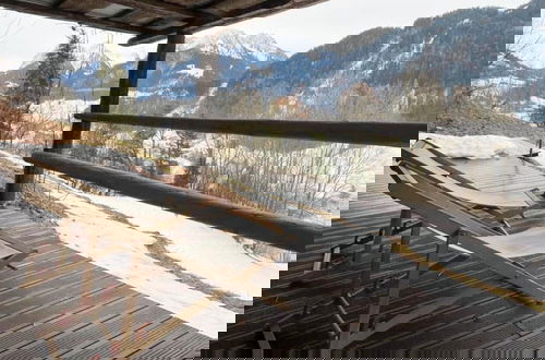Foto 18 - Chalet in Gstaad Near Ski Slopes