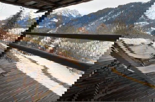 Photo 24 - Chalet in Gstaad Near Ski Slopes