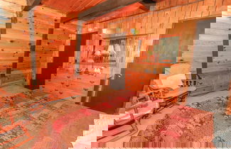 Foto 2 - A Humble Hilltop Hideaway