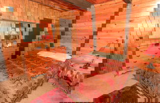 Foto 3 - A Humble Hilltop Hideaway