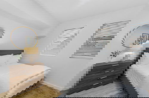 Foto 2 - The Cloudbreak Townhome