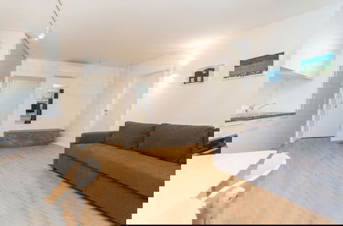 Foto 11 - Premium City Center Apartment Tartini 2