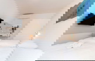 Foto 3 - Premium City Center Apartment Tartini 2