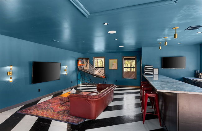 Hot Tub Fire Pit Pool Game Room - Foto 25