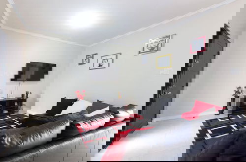 Photo 6 - The Brompton's Luxury Apt