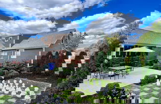 Foto 1 - Modern Home Just 10 Mins to Notre Dame 18384