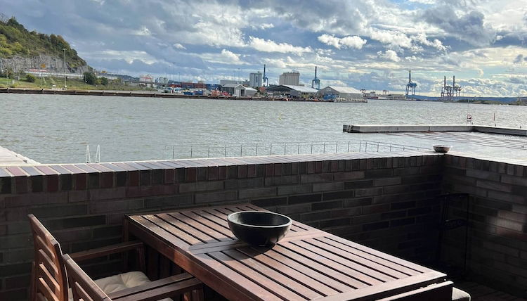 Foto 1 - Stylish Seaview 4 Beds Central Apartment Sorenga