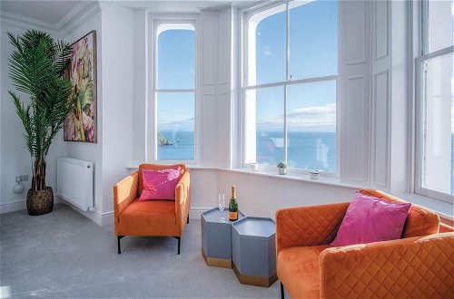 Photo 9 - Caldey View - Luxury 2 Bedroom - Panorama - Tenby