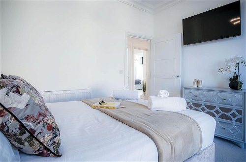 Photo 33 - Caldey View - Luxury 2 Bedroom - Panorama - Tenby