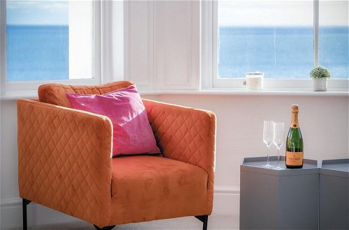 Photo 25 - Caldey View - Luxury 2 Bedroom - Panorama - Tenby