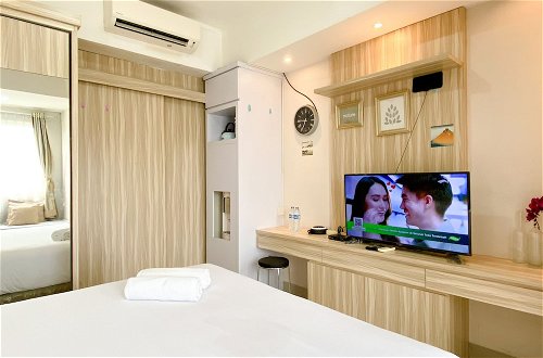 Foto 4 - Cozy And Minimalist 1Br Oasis Cikarang Apartment