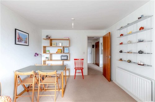 Photo 19 - Warm & Inviting 1bedroom Flat With Patio, Camden Town