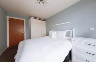 Photo 2 - Chic & Radiant 1BD Flat Near Dublin City Centre