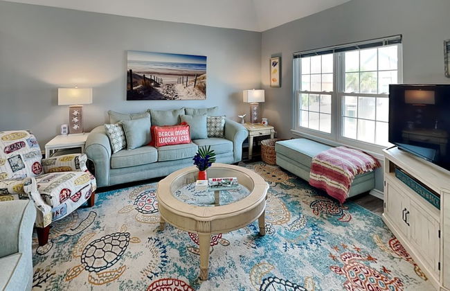 Beach Place - Photo 13