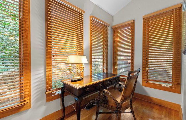 Mi Casa, Su Casa by Avantstay Lakefront Escape - Photo 26