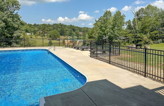 Photo 2 - Cherokee Lake Cabin w/ Deck & Kayaks