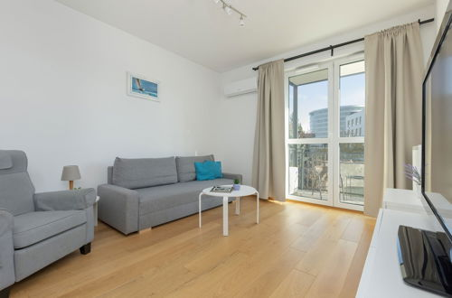 Photo 7 - Business Apartment PKP by Renters
