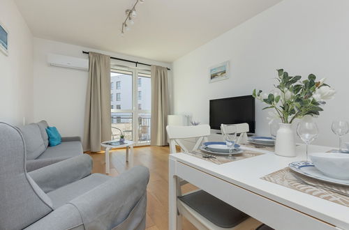 Photo 10 - Business Apartment PKP by Renters