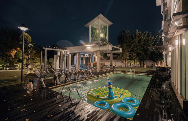 25000sqft Grand Luxe Villa PJ 13BR 42Pax - Foto 3