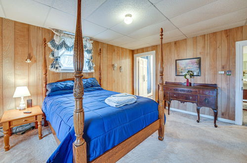 Photo 2 - Pet-friendly Franklinville Farmhouse w/ Sunroom