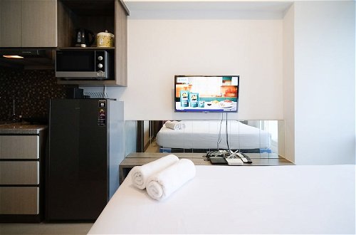 Photo 5 - Simple And Cozy Studio At Tanglin Supermall Mansion Apartment