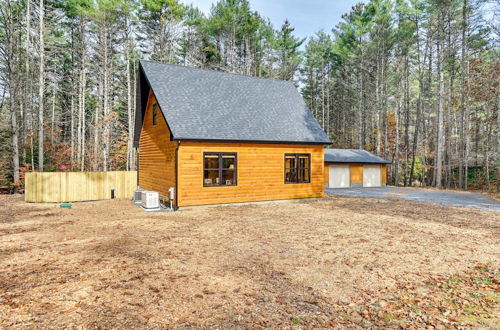 Photo 7 - Modern Cabin w/ Hot Tub & Sacandaga Lake Access