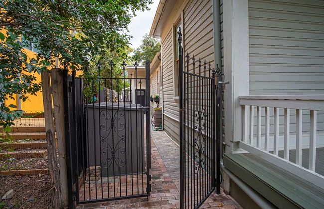 Exquisite Studio Guesthouse Near Downtown's Core! - Foto 18
