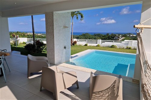 Foto 40 - Sunset Villa with Infinity Pool