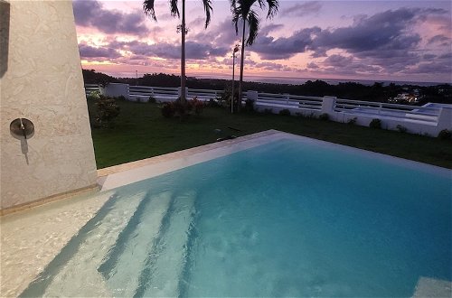 Foto 68 - Sunset Villa with Infinity Pool