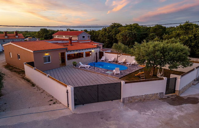 Villa Luma - Foto 1