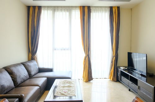 Photo 13 - Spacious Designed 2Br Dago Butik Apartment