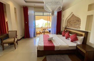 Photo 2 - Lux Suites Eden Seafront Apartments