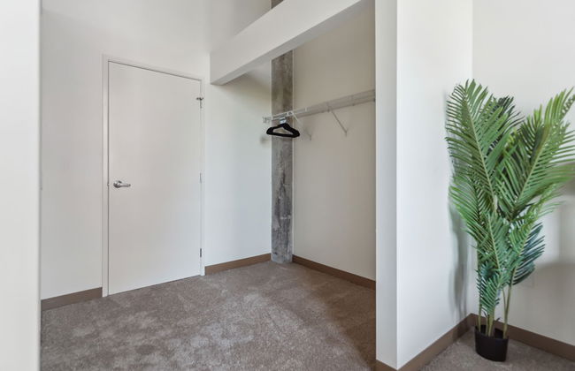 Historic Loft Retreat With Pool - Foto 46