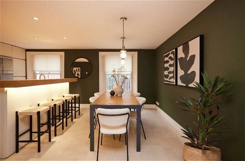 Photo 30 - The Brimmington Park Escape - Lovely 3bdr House With Study Room + Garden