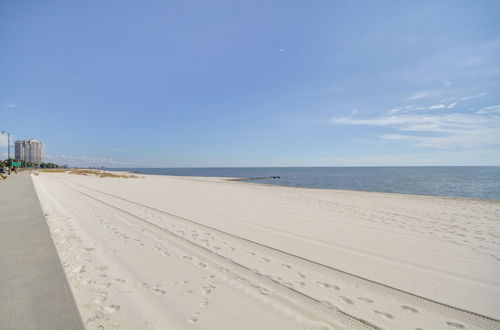 Photo 5 - 6th-floor Gulfport Condo With Views: Walk to Beach