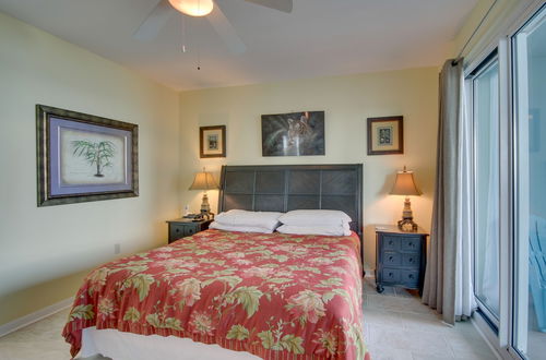 Photo 8 - 6th-floor Gulfport Condo With Views: Walk to Beach