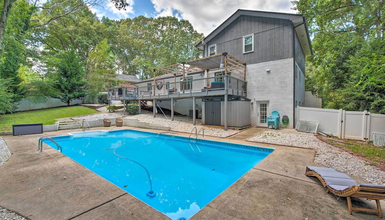 Foto 1 - Mableton Home w/ Private Pool ~ 15 Mi to Atl