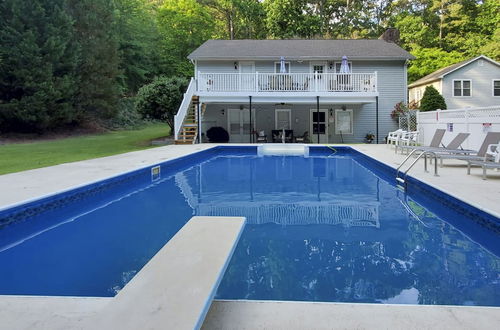 Photo 17 - Immaculate Suwanee House w/ Pool & Game Room