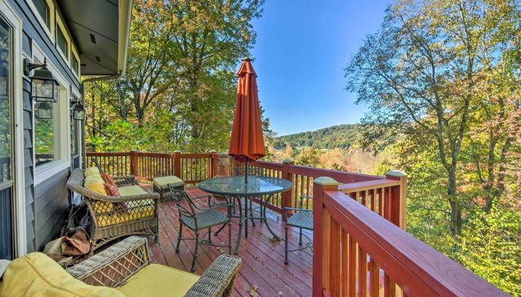 Photo 1 - Tree-top Cabin w/ Game Room & Mountain Views