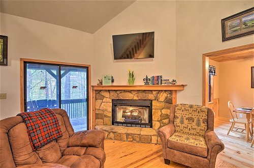 Foto 17 - Modern Cabin w/ Deck in the Blue Ridge Mountains