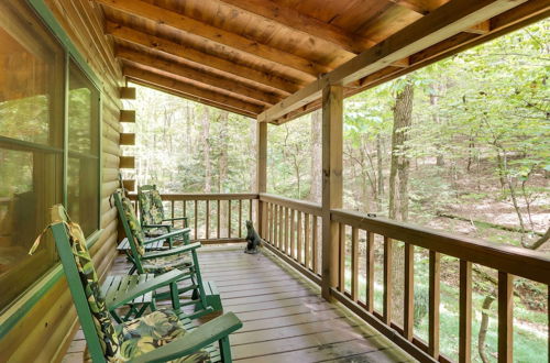 Foto 21 - Cozy Cabin in Cherry Log w/ Hot Tub & Fire Pit