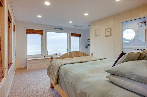 Foto 31 - Dreamy Port Orford Home w/ Oceanfront Views