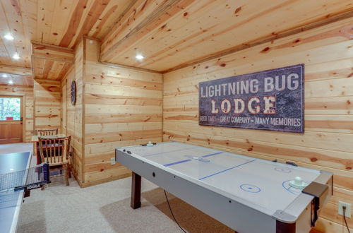 Foto 36 - Lightning Bug Lodge at Coosawattee River Resort